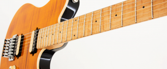 Music Man Axis - Natural Gloss Quilt - Maple Matching Headstock - No Pickguard Music Man Axis - Natural Gloss Quilt - Maple Matching Headstock - No Pickguard Фото 4