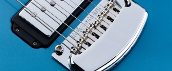 Music Man Valentine Trem - Satin Natural - Figured Roasted Maple/Maple - Shell Фото 11