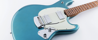 Music Man StingRay Guitar HH Trem - Vintage Turquoise - Figured Roasted Maple/Maple - Parchment Фото 10