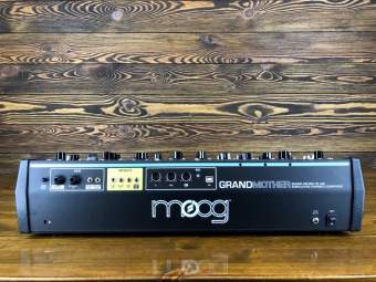 Moog Grandmother Фото 4