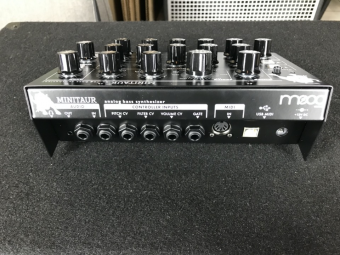 Moog Minitaur Фото 3