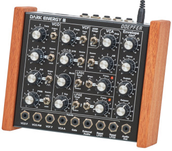 Doepfer Dark Energy 3 Synthesizer Doepfer Dark Energy 3 Synthesizer Фото 3