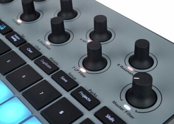 Novation Circuit Rhythm Novation Circuit Rhythm Фото 4