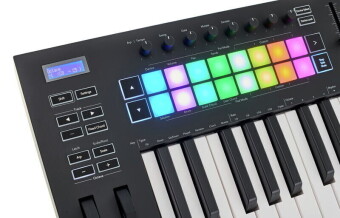 Novation Launchkey 61 MK3 Novation Launchkey 61 MK3 Фото 3