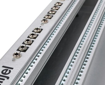 Intellijel Palette 4U x 62HP Silver powered case Фото 5