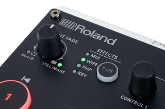 Roland V-02HD Фото 16