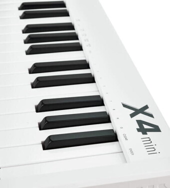Midiplus x4 mini Midiplus x4 mini Фото 16