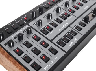 Oberheim OB-X8 DESKTOP Фото 4