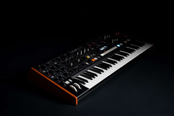 Moog Muse Фото 4