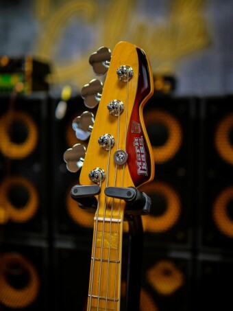 Markbass MB GV 4 GLOXY 3-TONE SUNBURST (PASSIVE) Фото 3