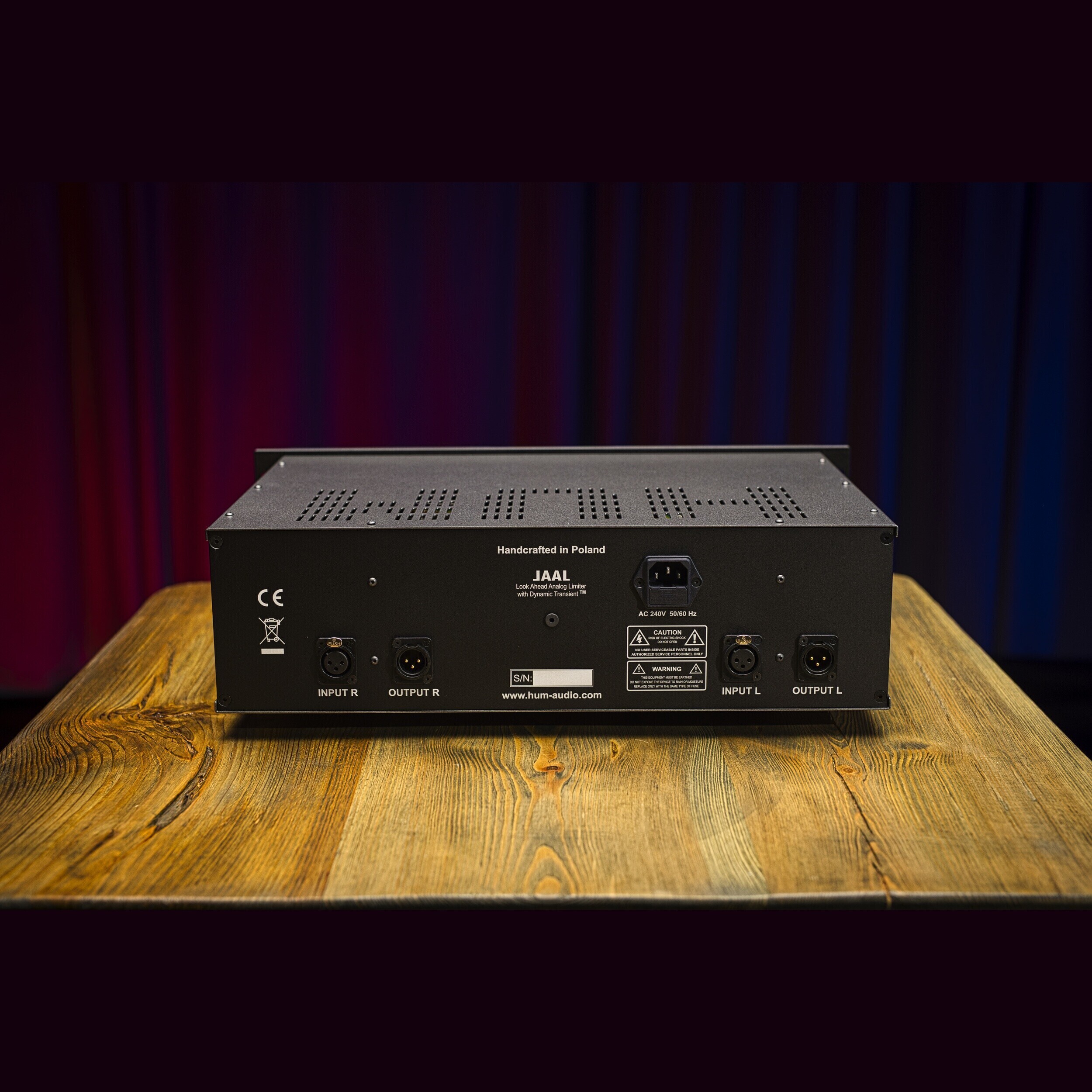 HUM Audio LAAL - Look Ahead Analog Limiter купить в Москве | UNITED MUSIC