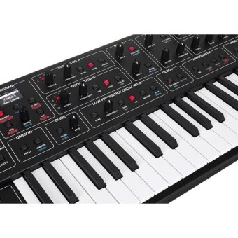 Sequential FourM Фото 4