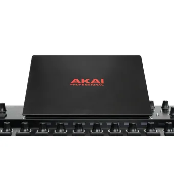 AKAI Professional MPC XL Фото 4