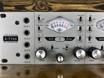 UNIVERSAL AUDIO 4-710d Фото 9